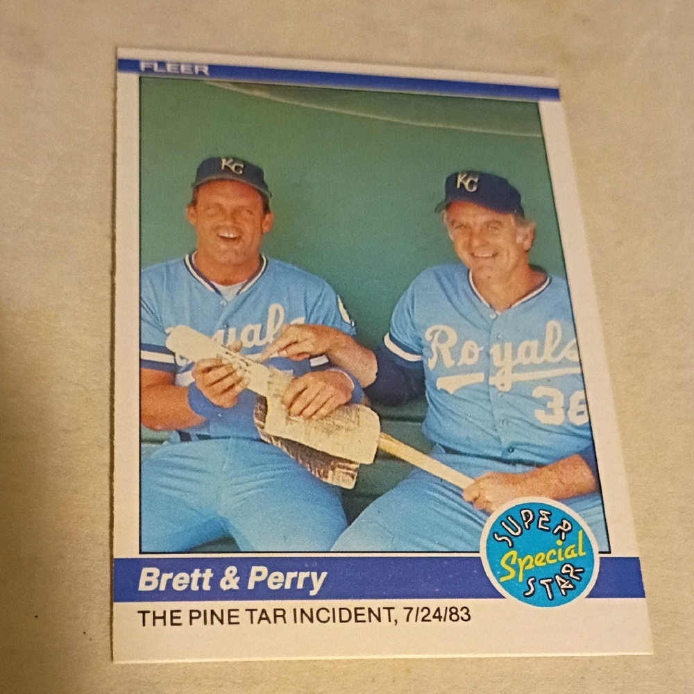 George Brett & Gaylord Fleer 1984 Pine Tar Incident 7/24/83 Baseball Card Kansas